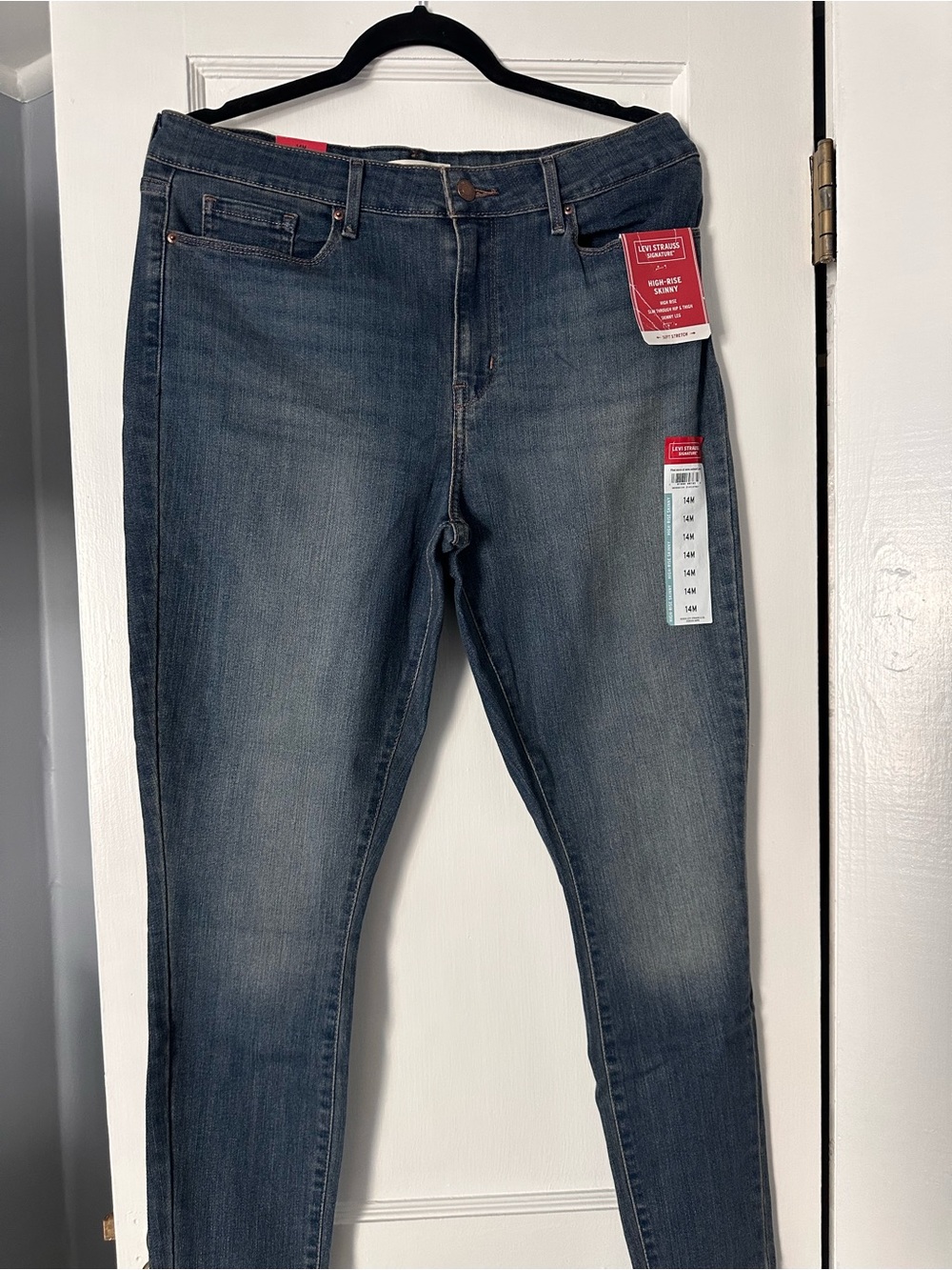 Levi's Women's Skinny Jeans - Medium Blue Wash